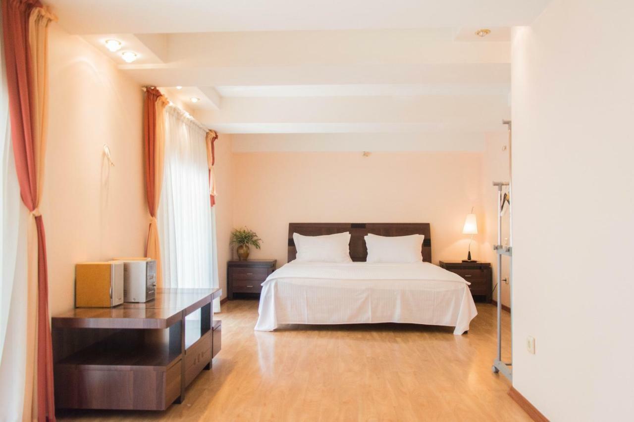Deribasovskaya,16/1 Apartment โอเดสซา ภายนอก รูปภาพ