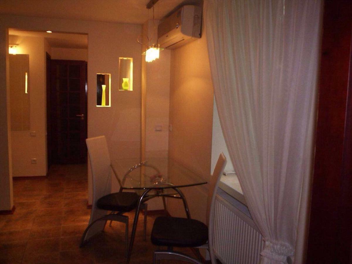 Deribasovskaya,16/1 Apartment โอเดสซา ภายนอก รูปภาพ