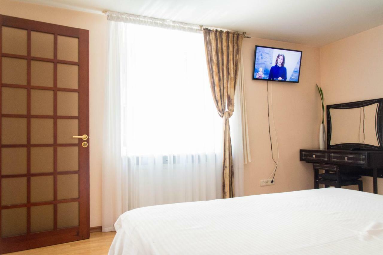 Deribasovskaya,16/1 Apartment โอเดสซา ภายนอก รูปภาพ