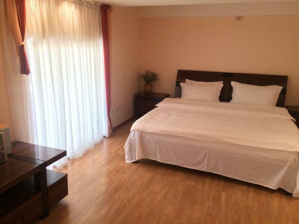 Deribasovskaya,16/1 Apartment โอเดสซา ภายนอก รูปภาพ